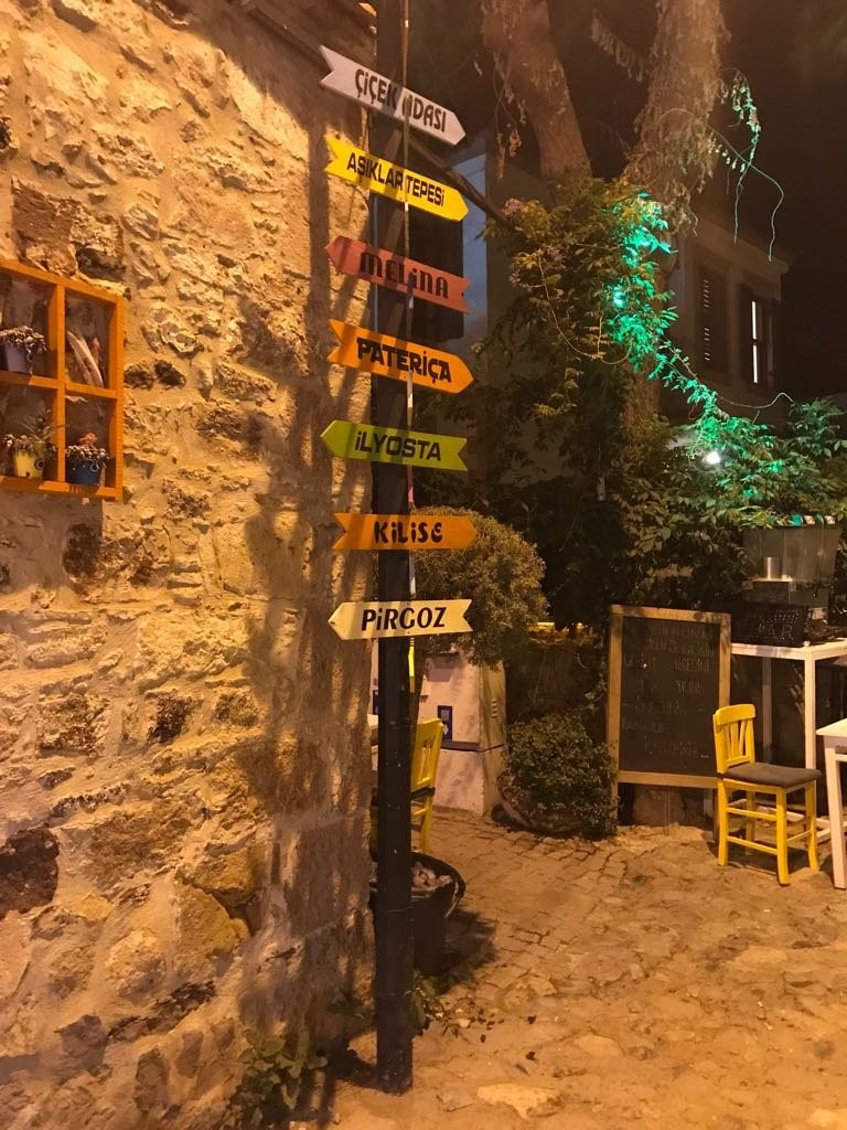 Cunda Adası Meşhur Resim Çekilme Yeri :)